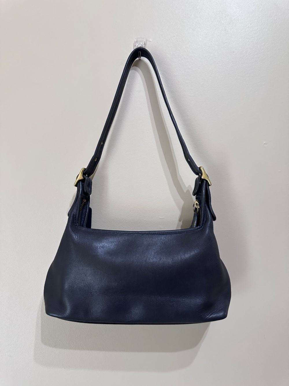 Rare Vintage Coach Legacy Black Hobo Bag Shoulder Bag with Gold Hardware 9059 - Picture 6 of 16